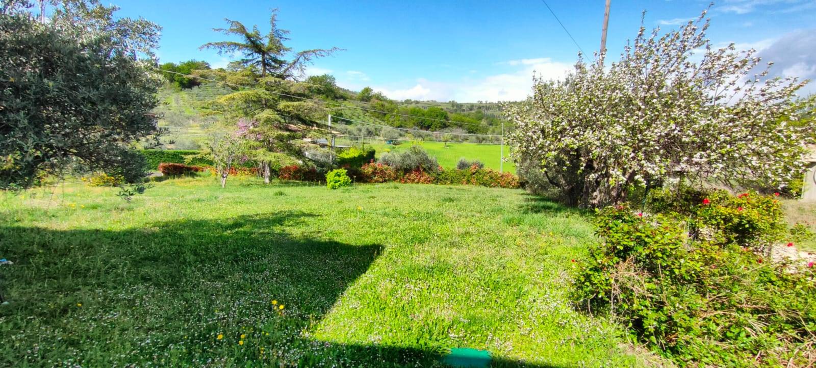 Rustico/Casale/Corte in vendita a Scafa, Mampioppo