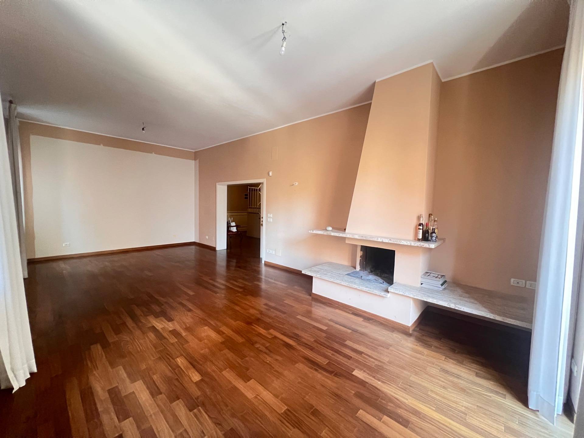 Appartamento in vendita a Pescara, Centro