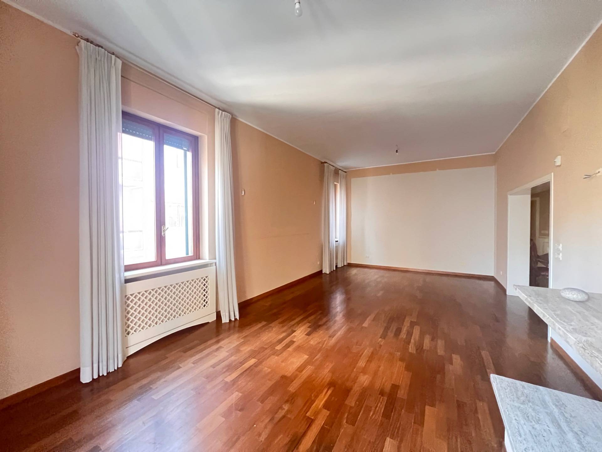 Appartamento in vendita a Pescara, Centro