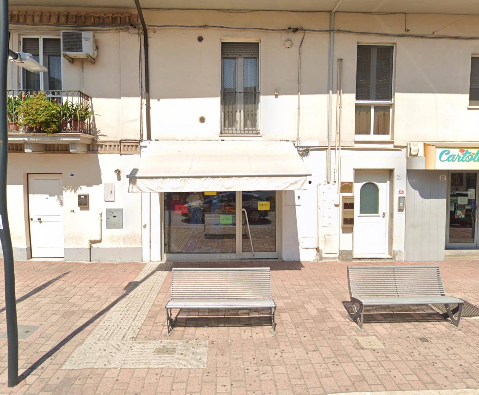 Negozio in affitto a Chieti, Stazione