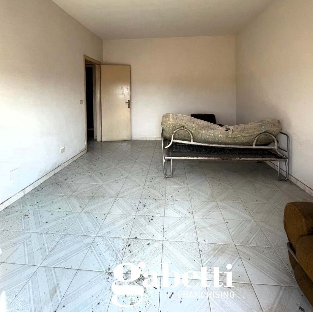 Rustico con giardino a Vitulazio