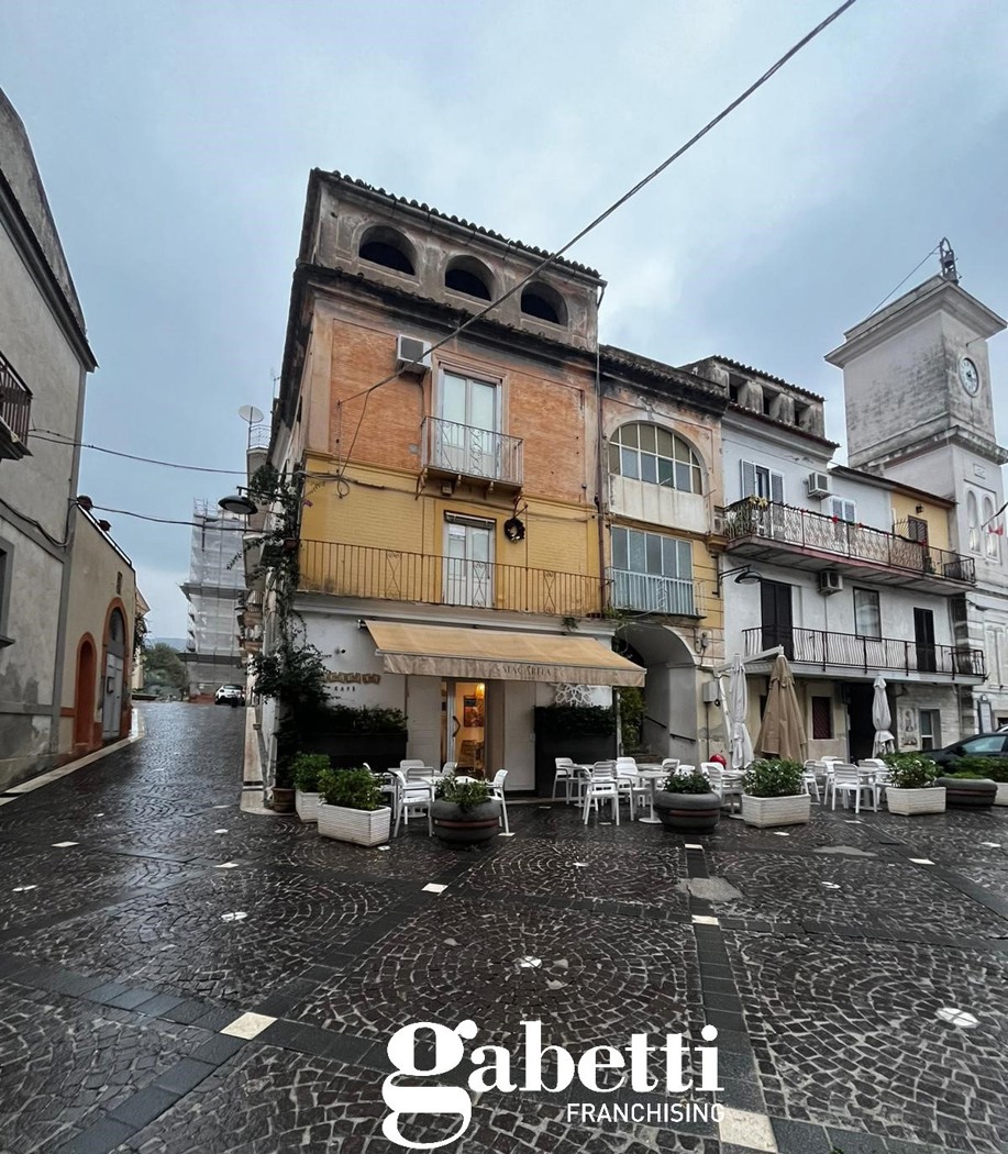 Casa indipendente da ristrutturare a Bellona