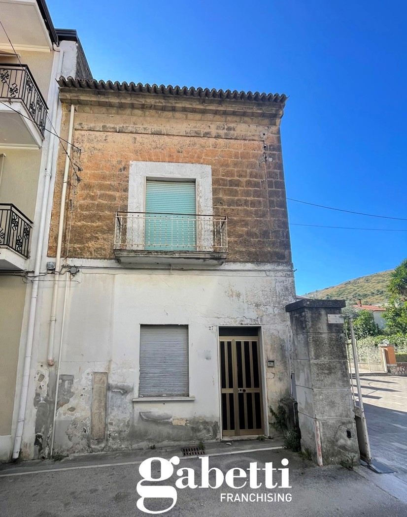 Casa indipendente con giardino a Vitulazio