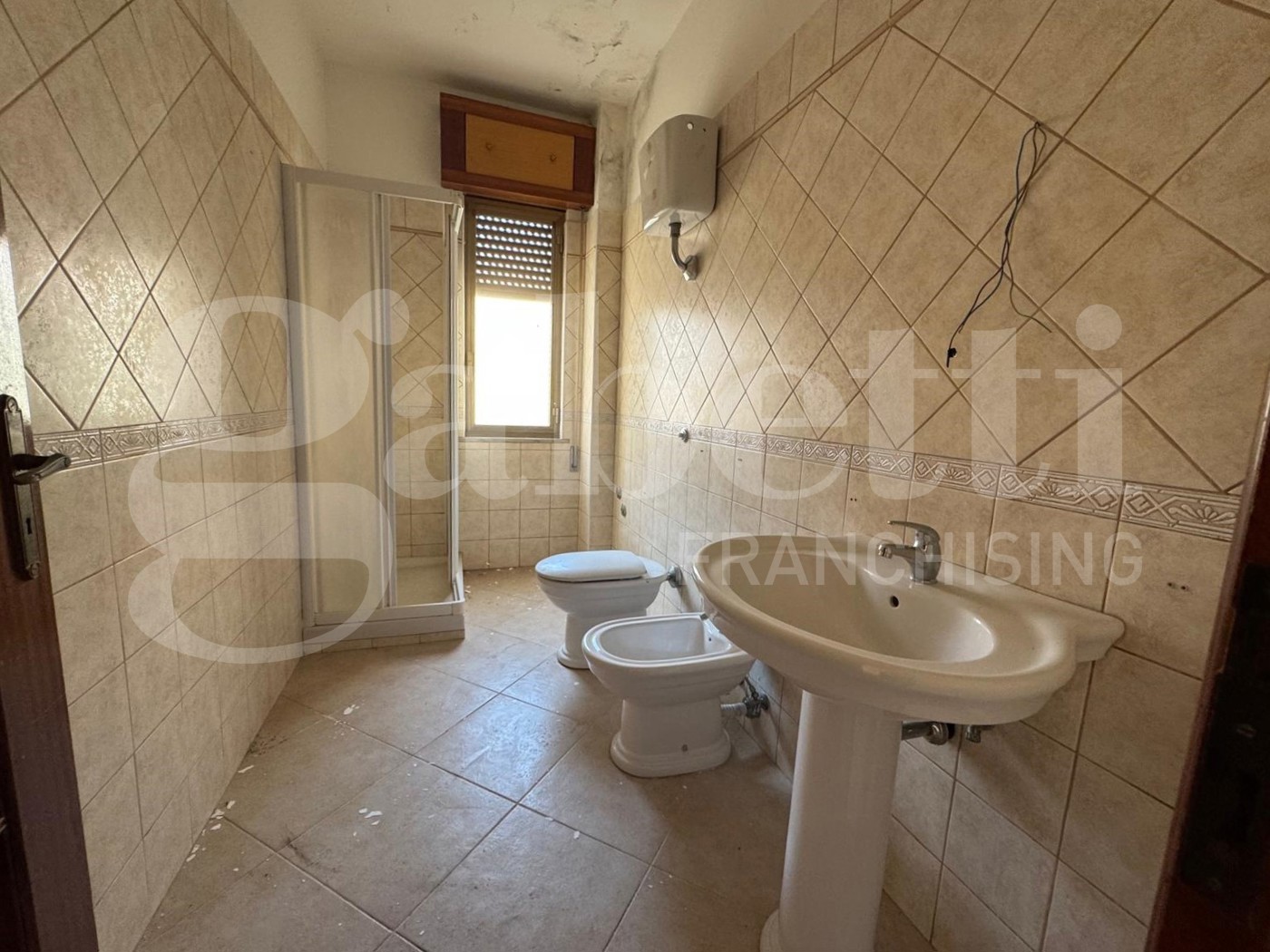 Appartamento con box a Capua