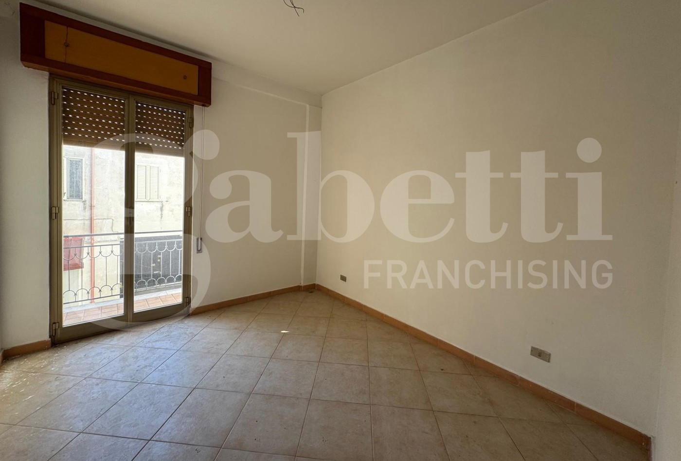 Appartamento con box a Capua