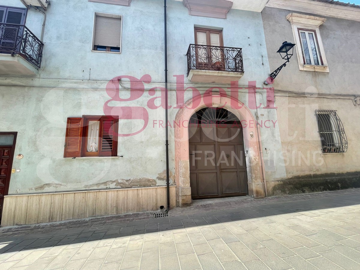Casa indipendente con giardino a Pastorano
