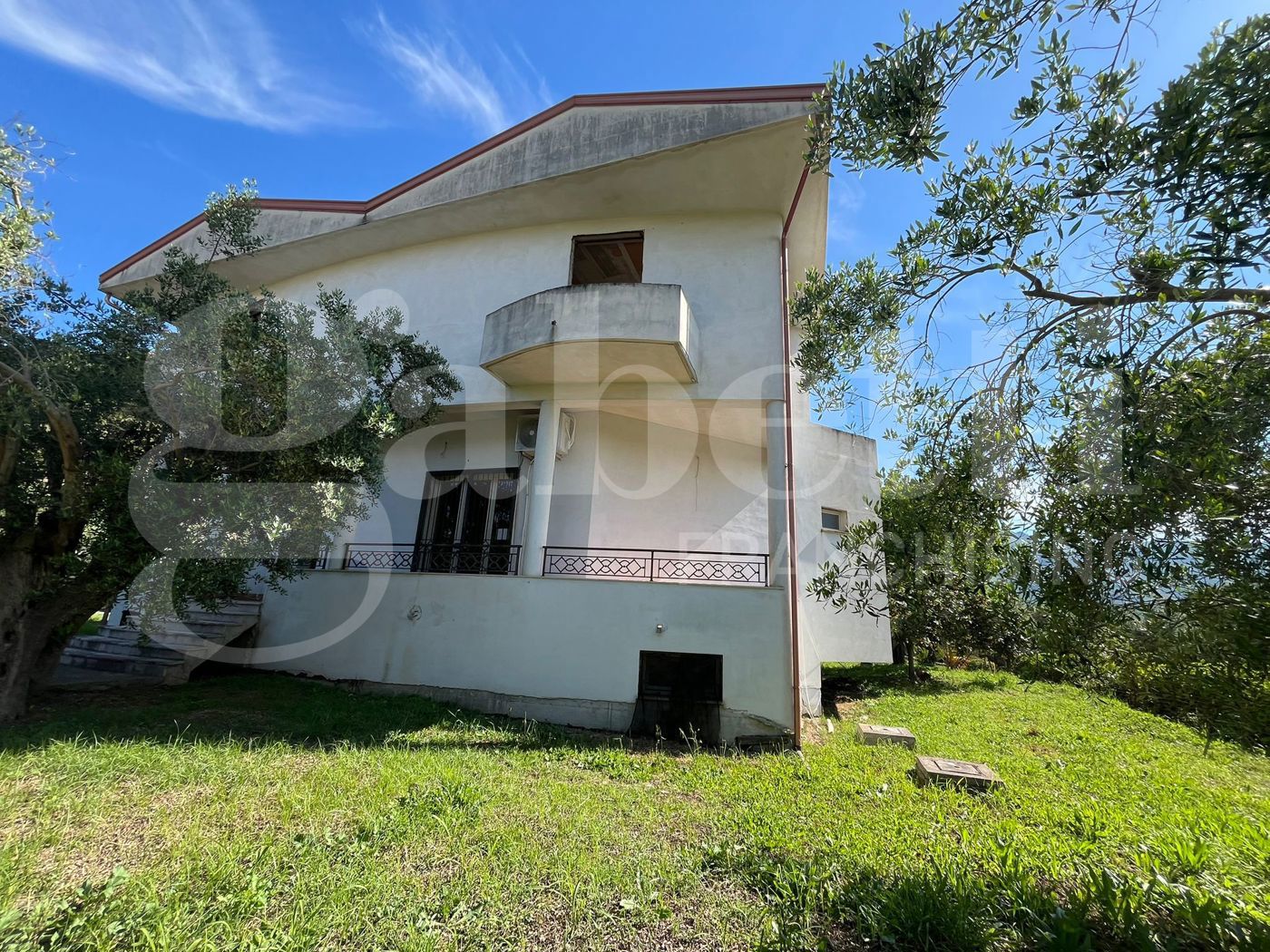 Casa indipendente con giardino a Calvi Risorta
