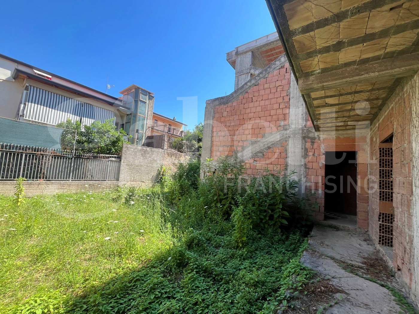 Casa indipendente con giardino a Camigliano