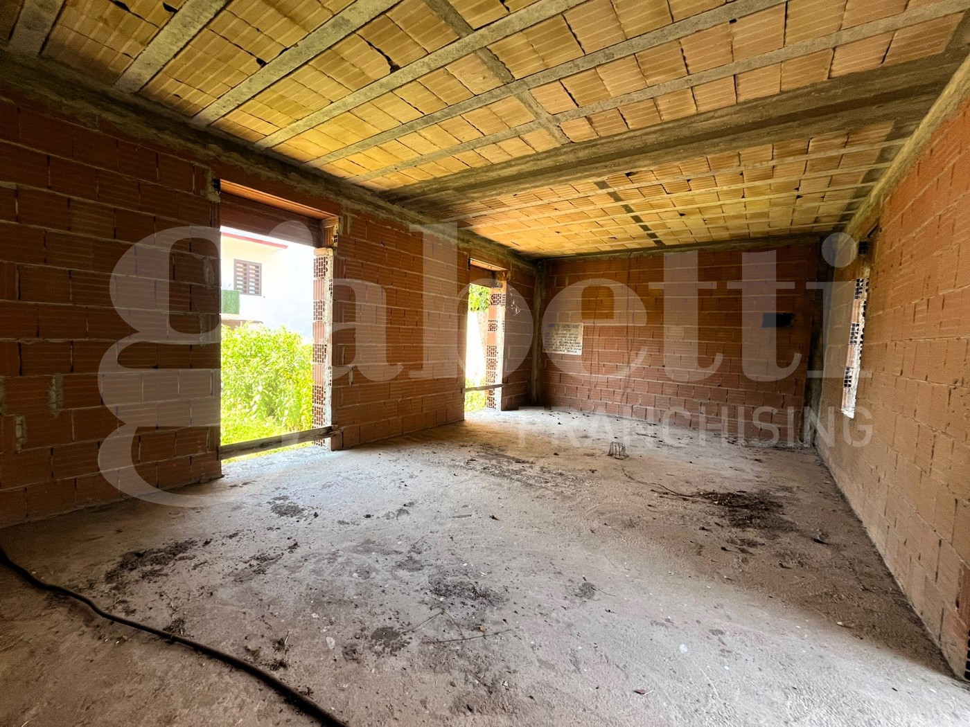 Casa indipendente con giardino a Camigliano