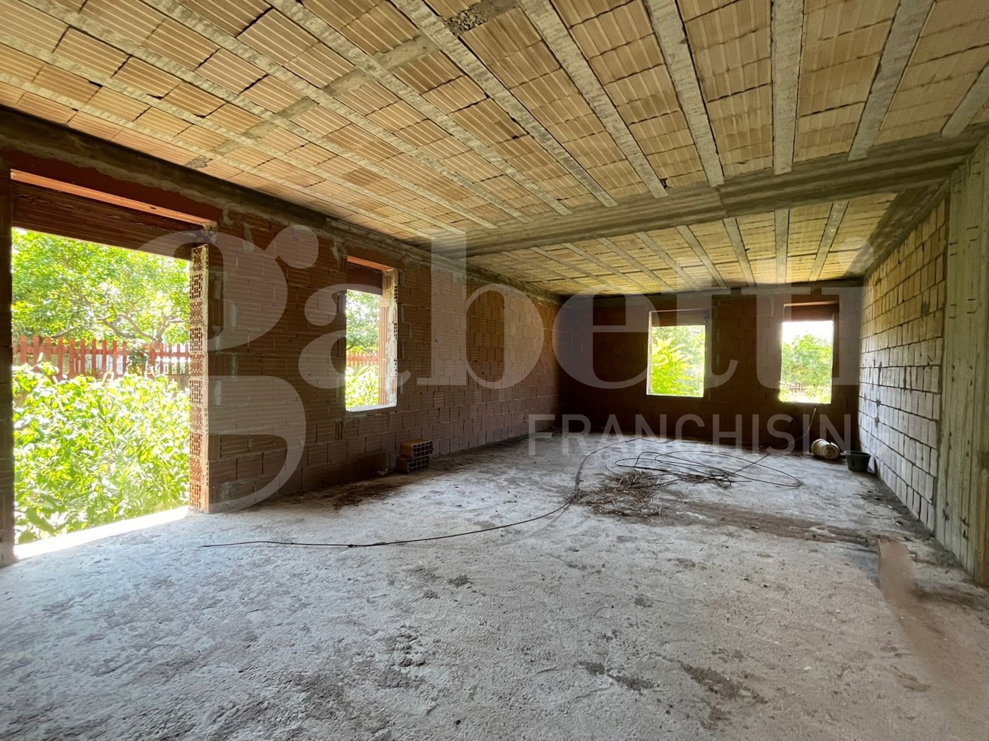 Casa indipendente con giardino a Camigliano