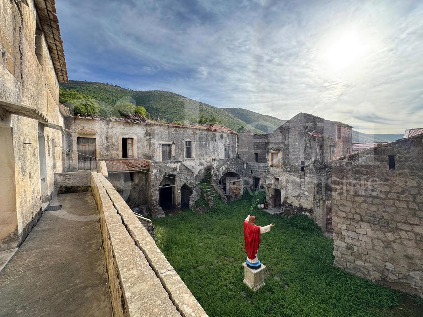 Casa indipendente con giardino a Giano Vetusto
