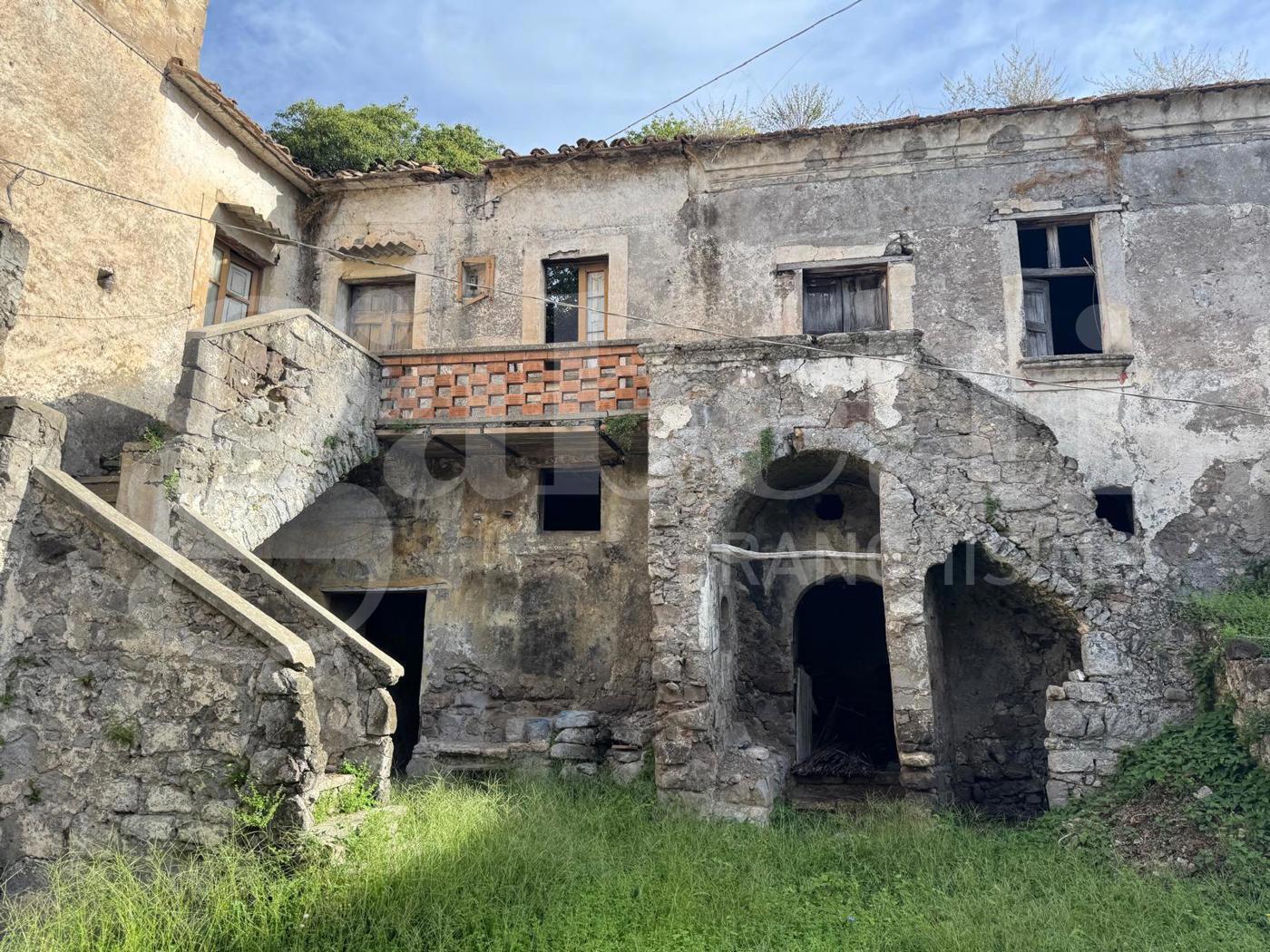 Casa indipendente con giardino a Giano Vetusto