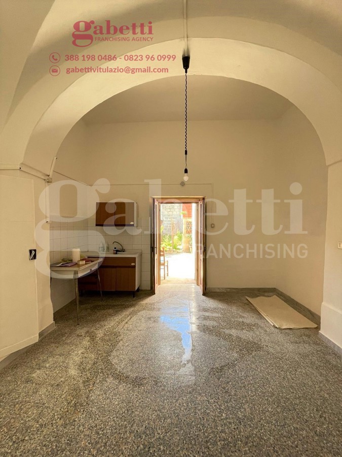 Casa indipendente con giardino a Pastorano