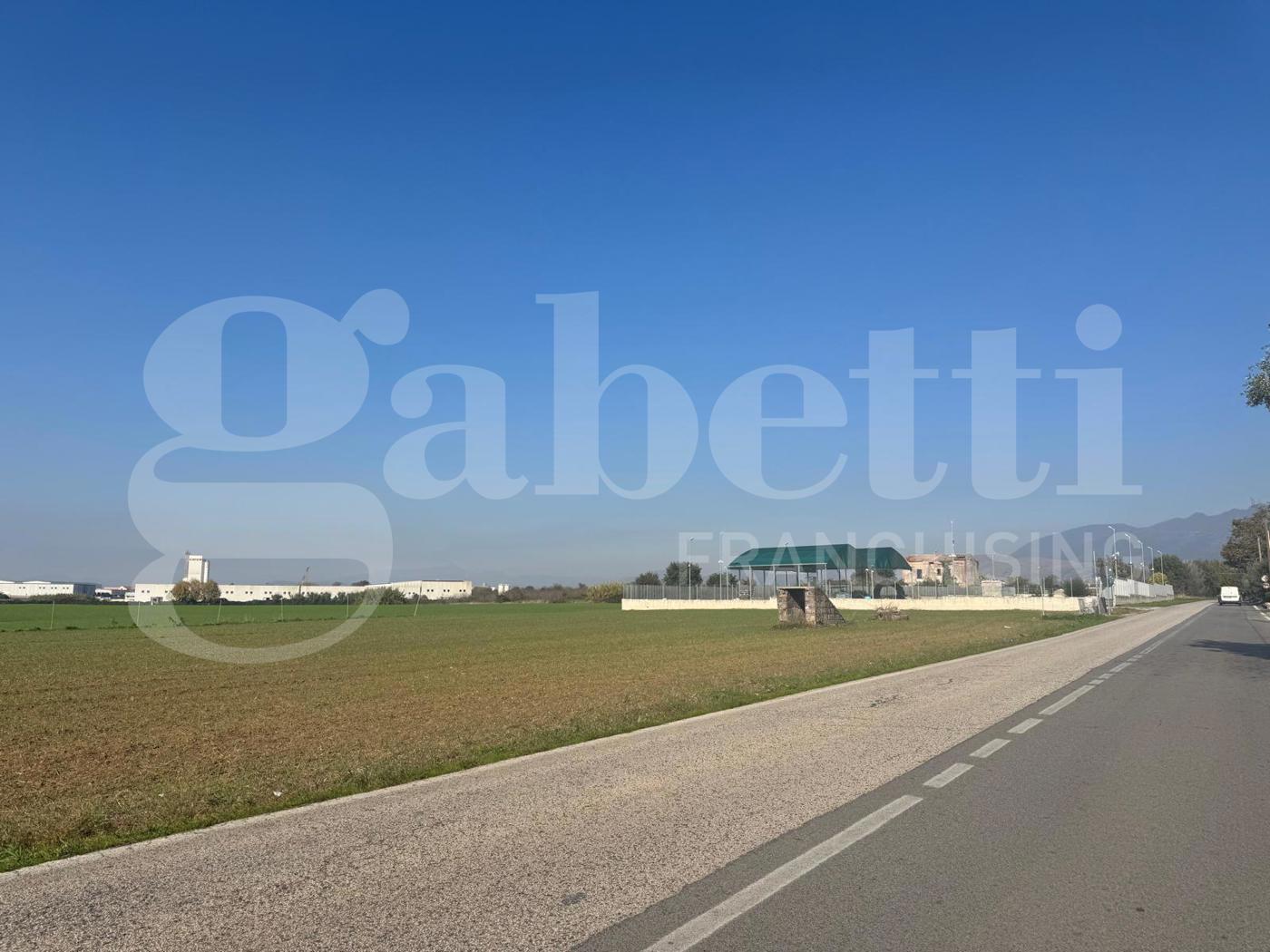 Terreno Agricolo in vendita a Vitulazio