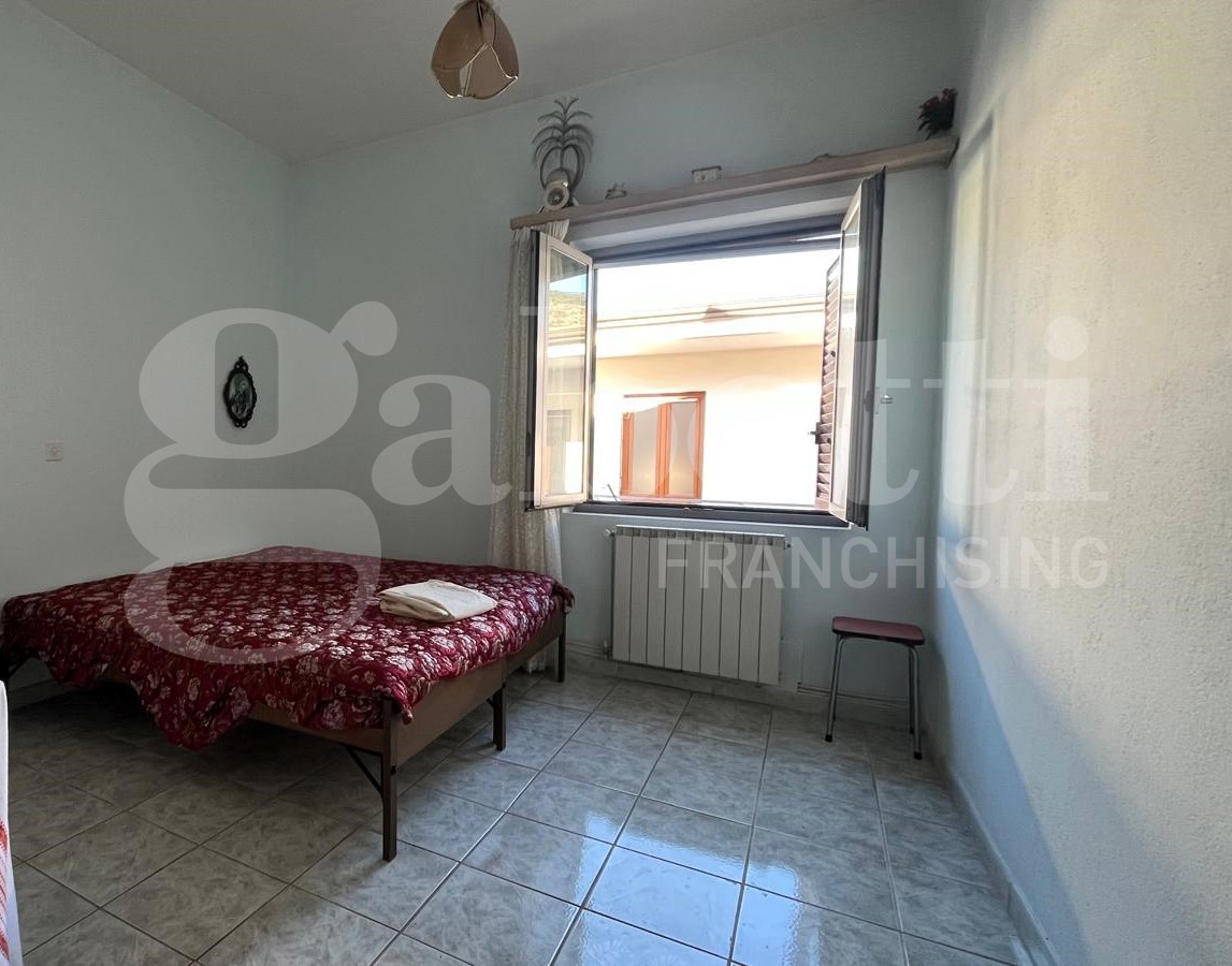 Casa indipendente con giardino a Calvi Risorta