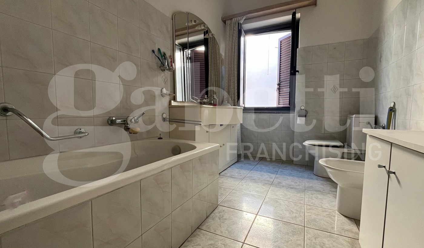 Casa indipendente con giardino a Calvi Risorta