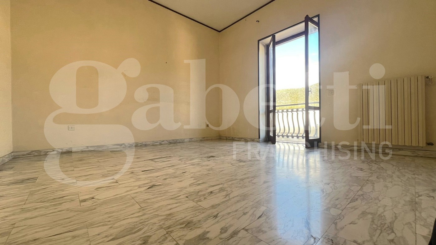 Casa indipendente con box a Pastorano