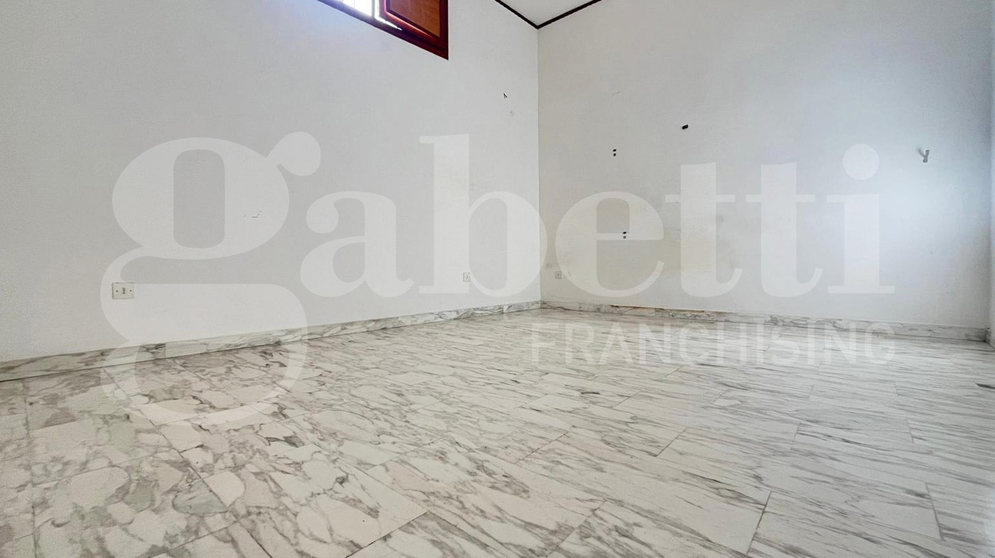 Casa indipendente con box a Pastorano