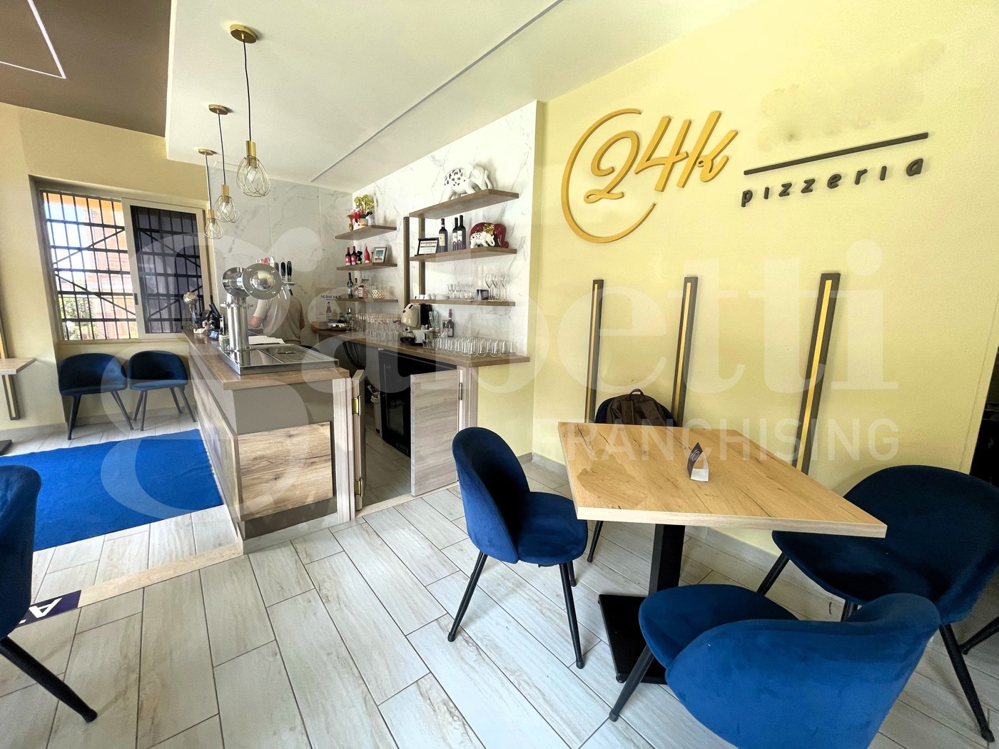 Attivit� commerciale in vendita a Pignataro Maggiore