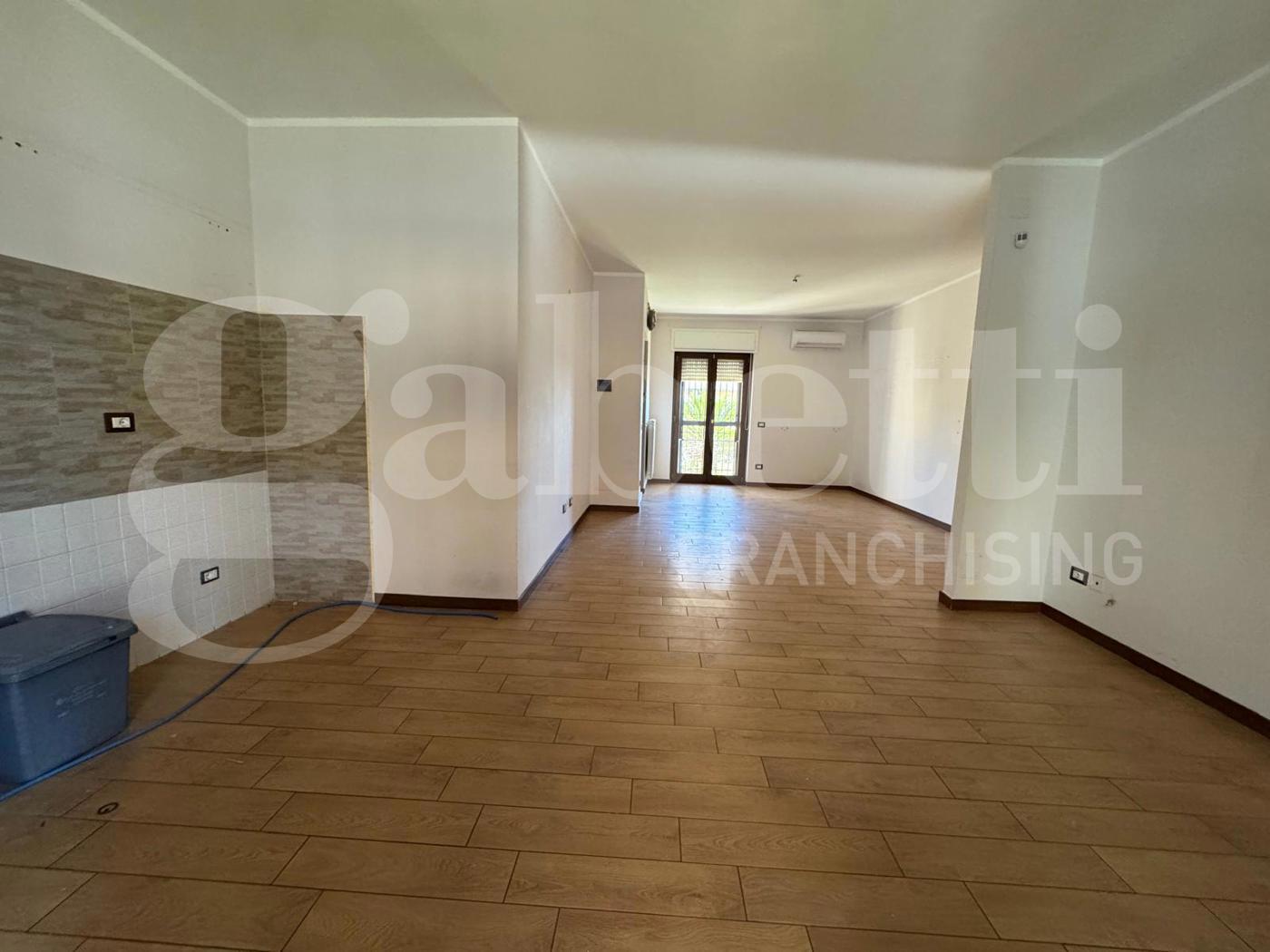 Quadrilocale in affitto a Vitulazio