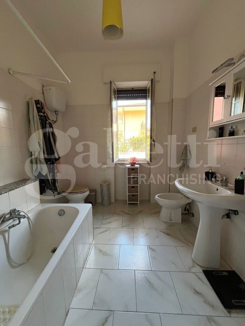 Quadrilocale con giardino a Vitulazio