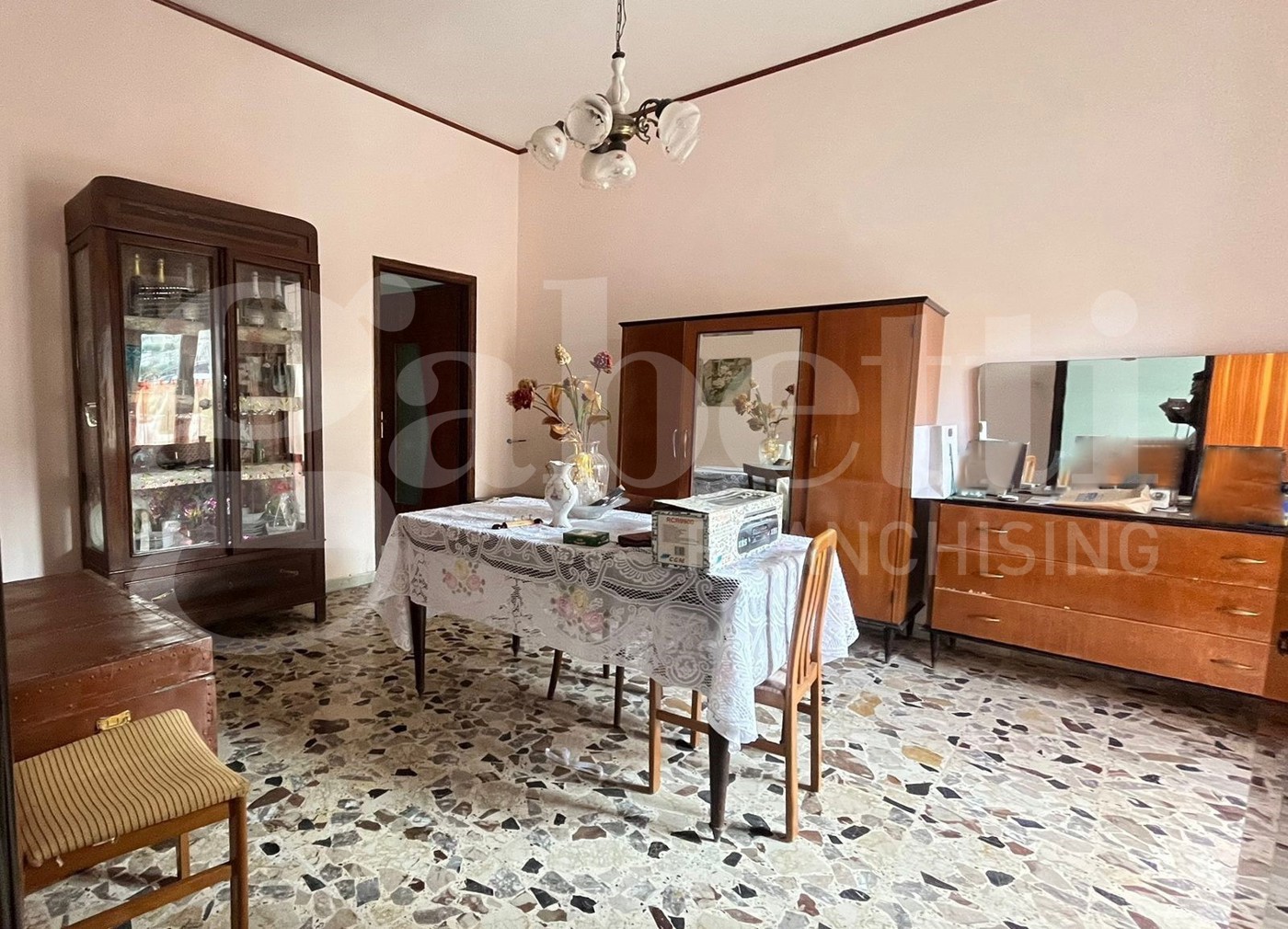 Casa indipendente con giardino a Pignataro Maggiore