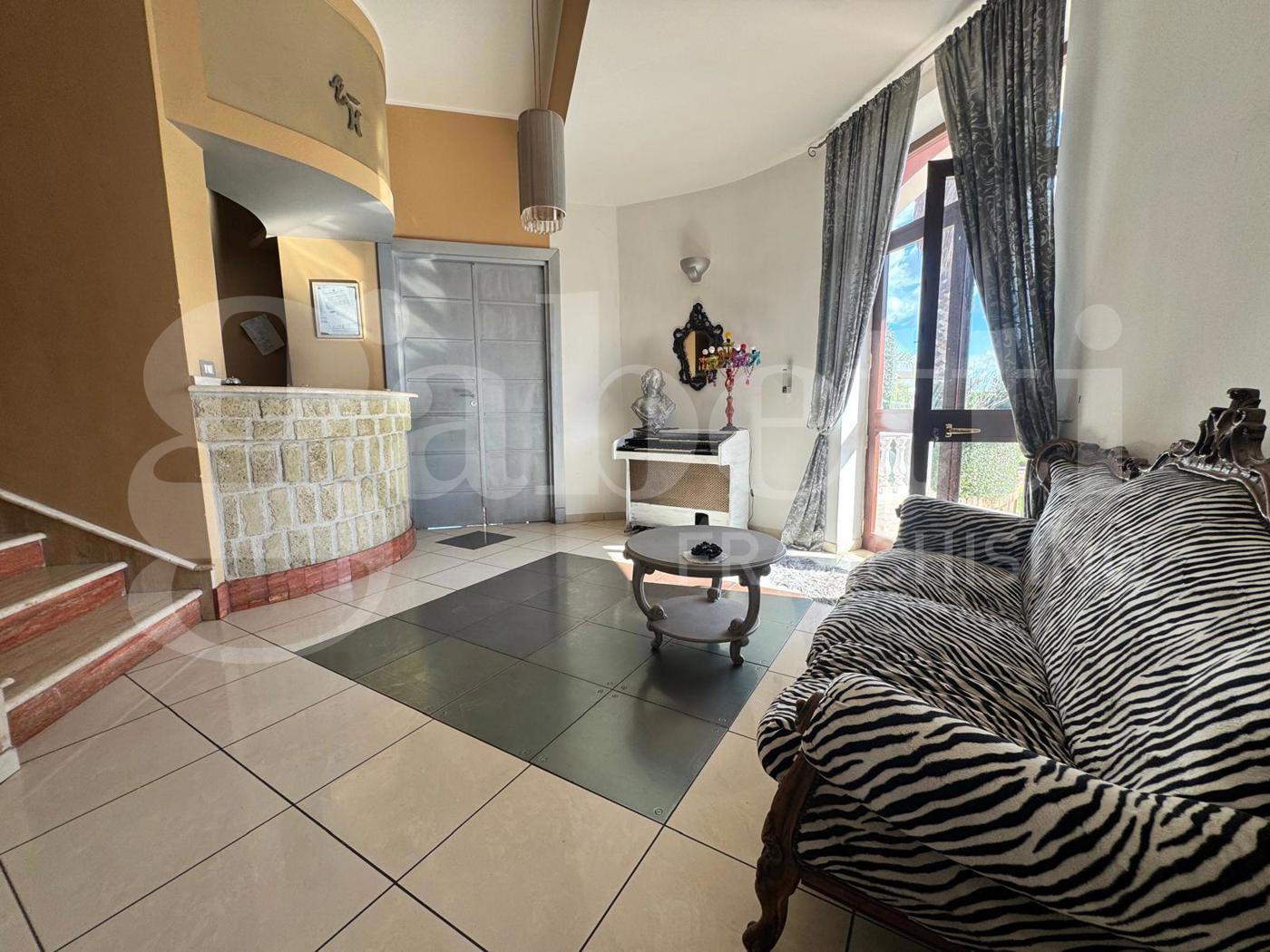 Attivit� commerciale Albergo in vendita a Pastorano