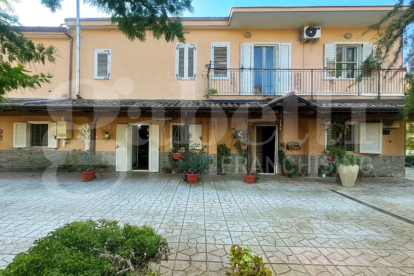Casa indipendente con giardino a Bellona