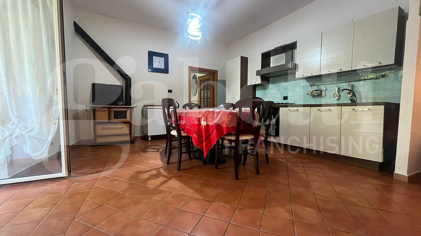 Casa indipendente con giardino a Bellona