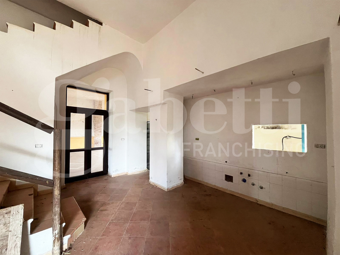 Casa indipendente con giardino a Sparanise
