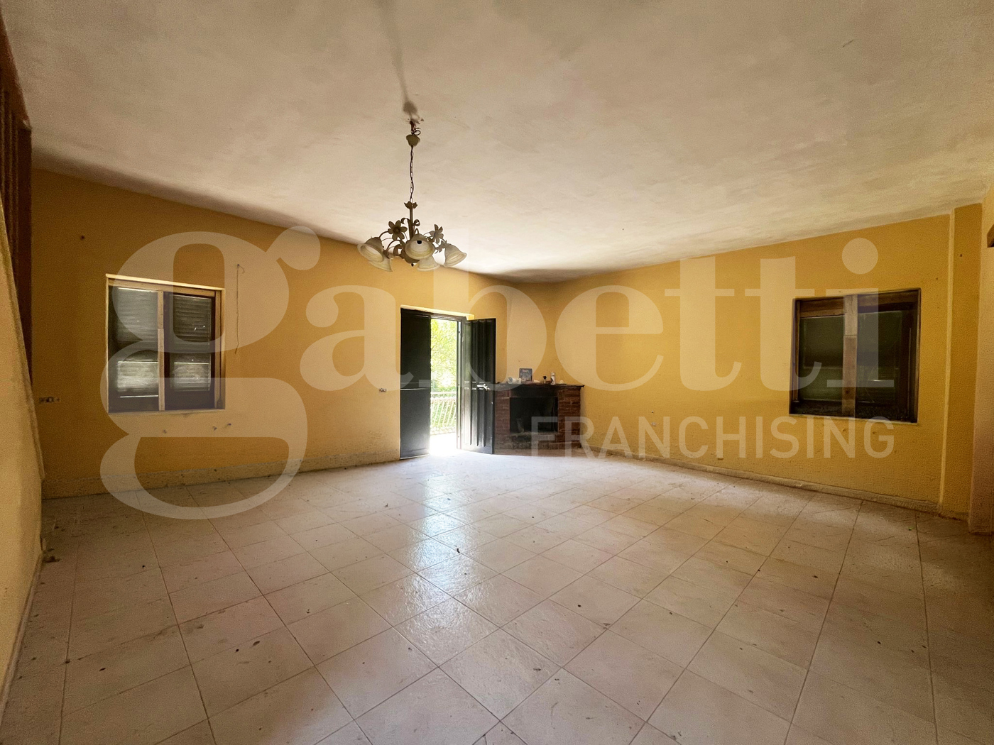 Casa indipendente con giardino a Giano Vetusto