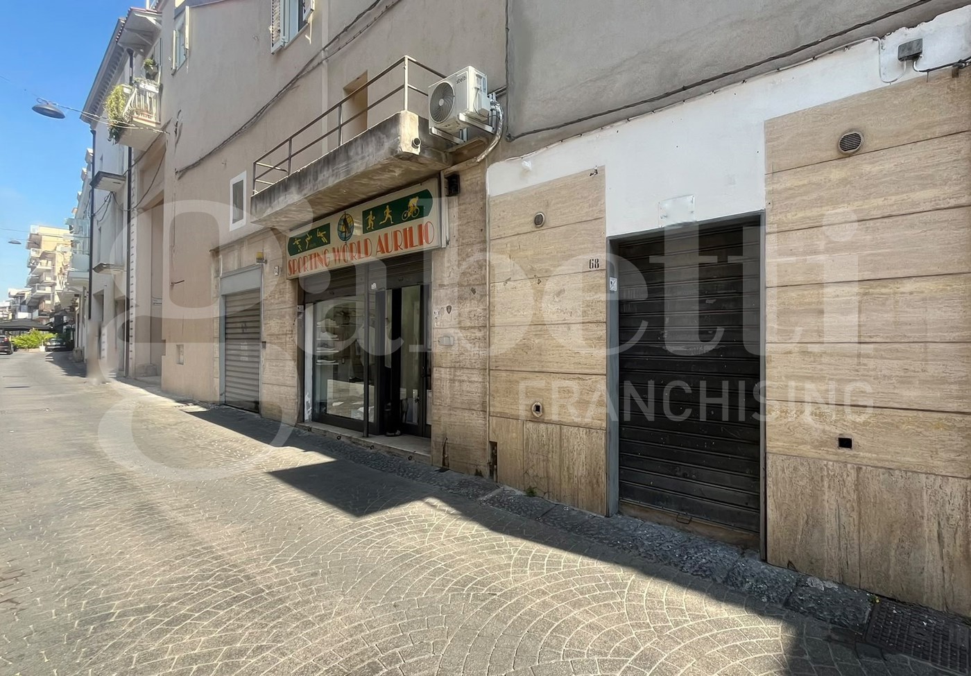 Negozio in affitto a Vitulazio