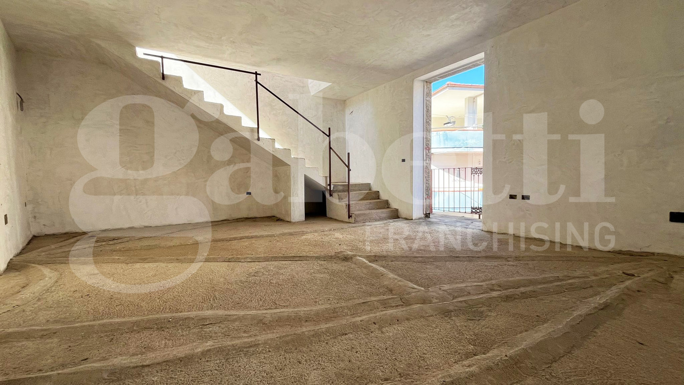 Casa indipendente da ristrutturare a Calvi Risorta