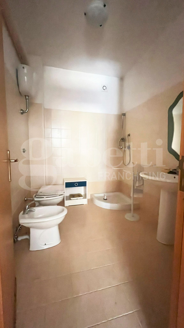 Casa indipendente con giardino a Rocchetta e Croce