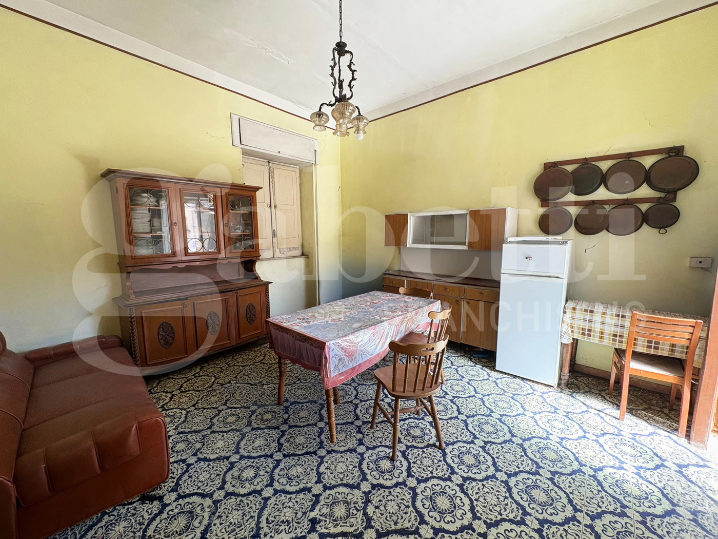 Casa indipendente con box doppio a Pignataro Maggiore