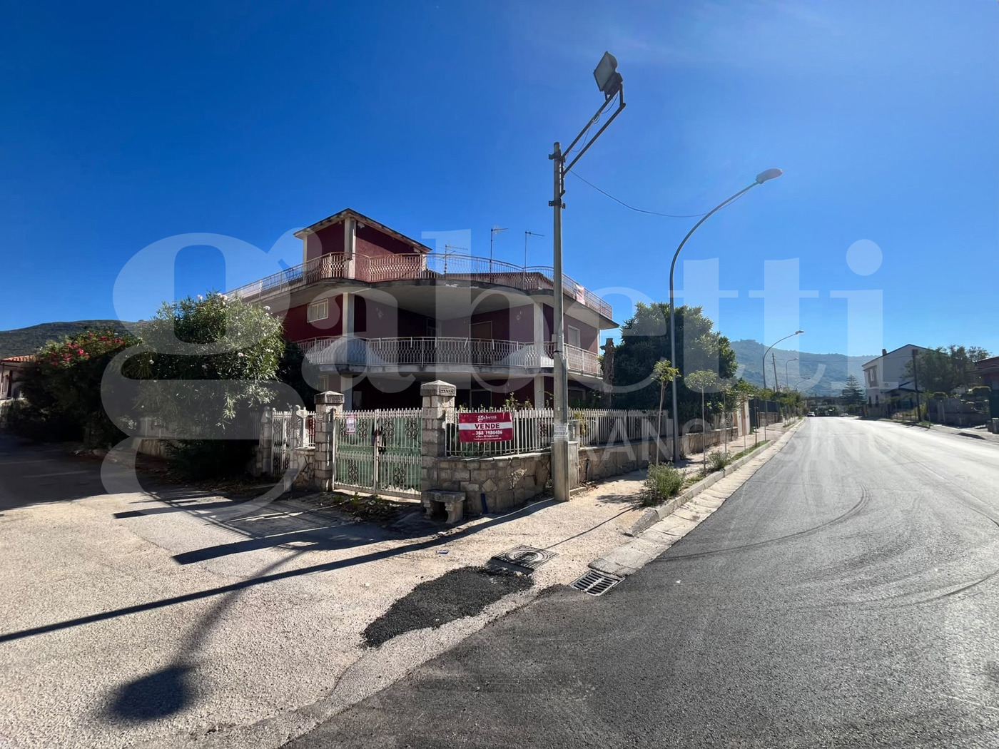 Casa indipendente con giardino a Bellona