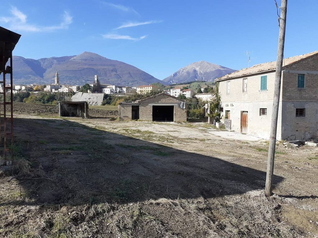 Casolare in vendita a Campli