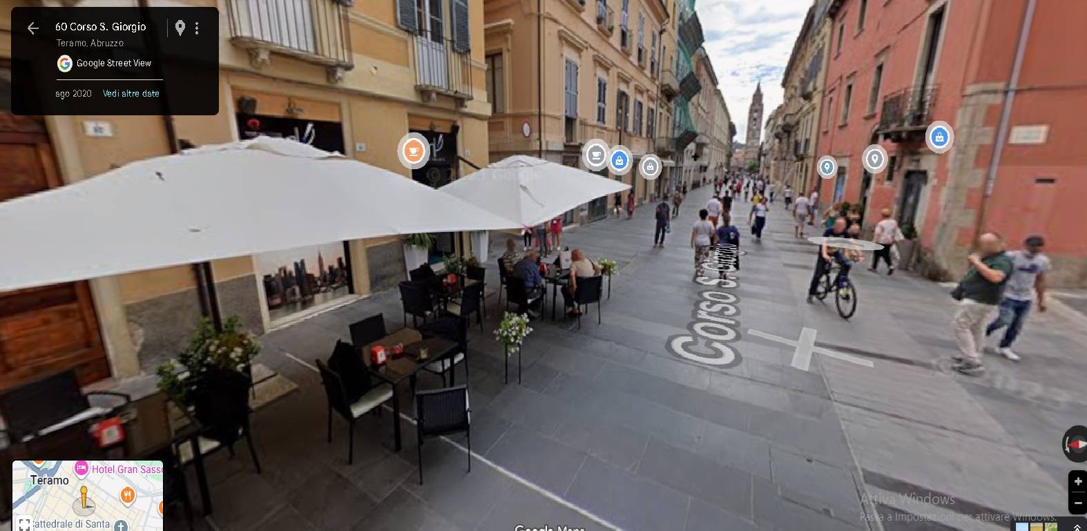 Locale commerciale in affitto a Teramo, Centro