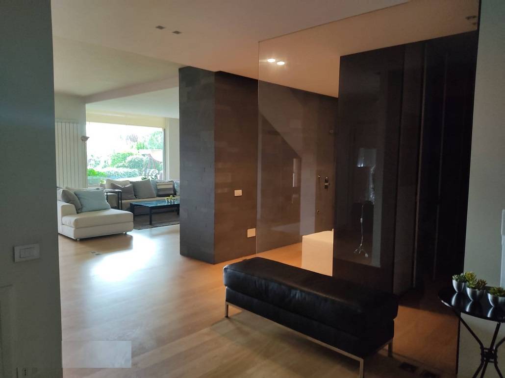 Appartamento con ingresso indipendente in vendita a Teramo, Villa Mosca