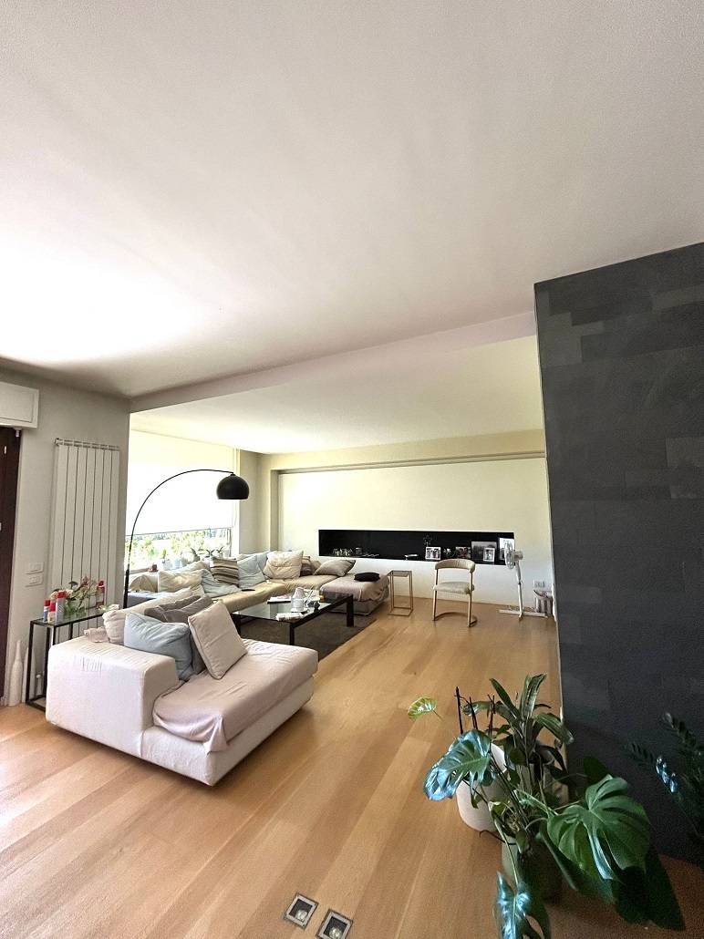 Appartamento con ingresso indipendente in vendita a Teramo, Villa Mosca