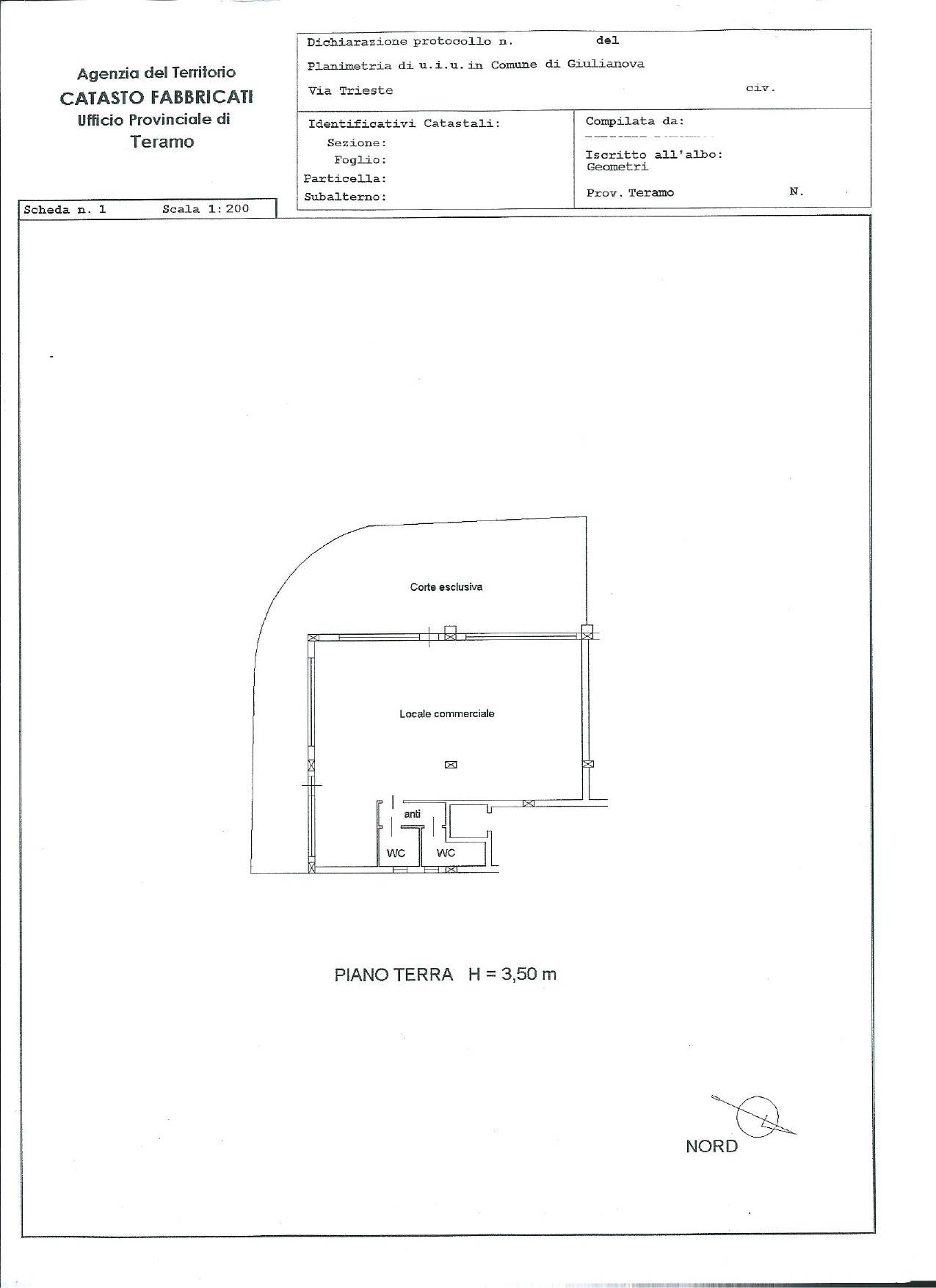 Locale commerciale in affitto a Giulianova, Lido
