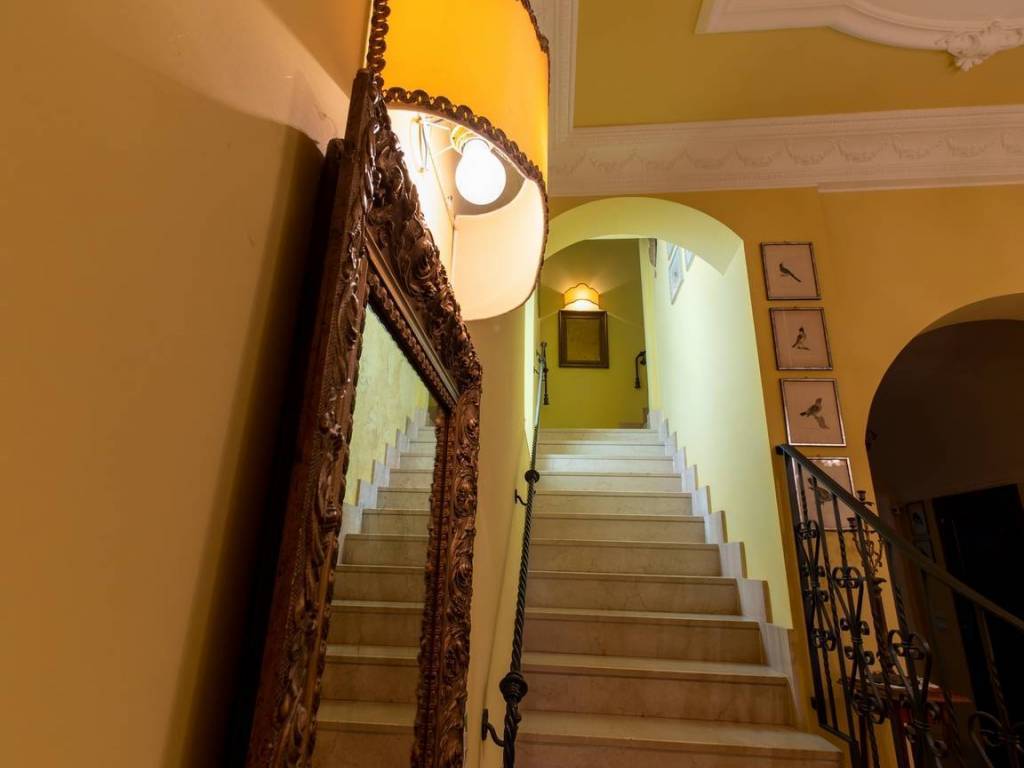 Appartamento con ingresso indipendente in vendita a Teramo, Centro