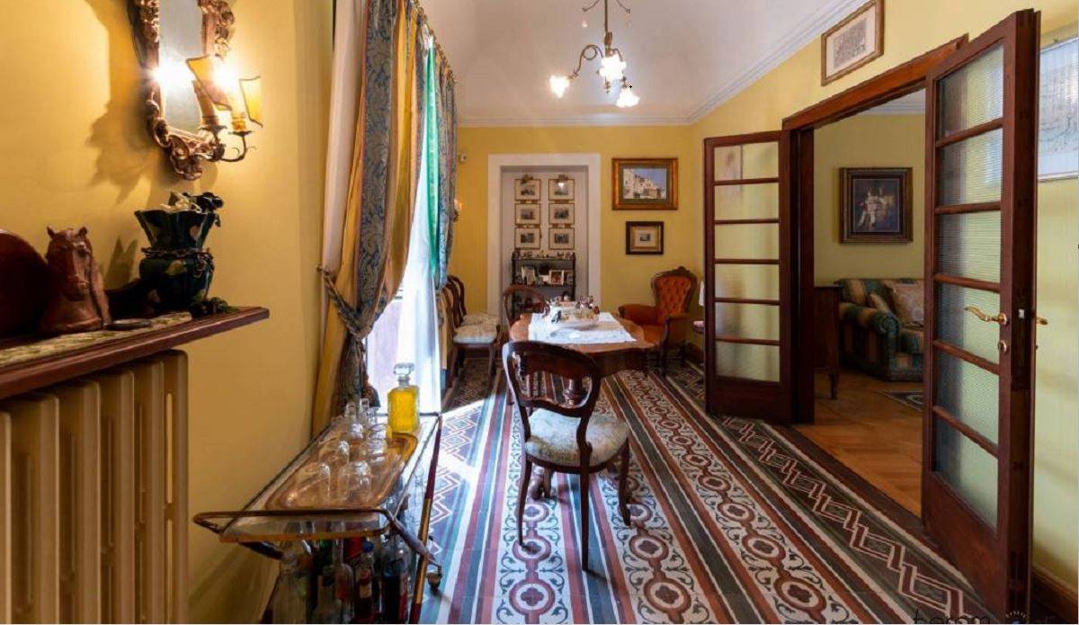 Appartamento con ingresso indipendente in vendita a Teramo, Centro