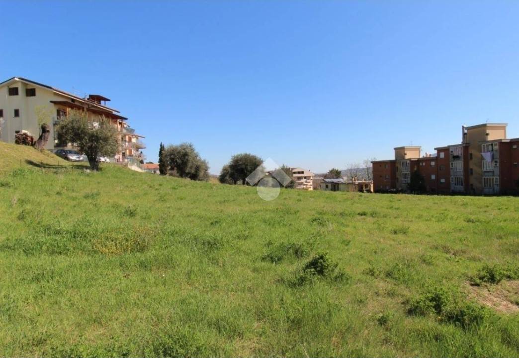 Terreno edificabile in vendita a Teramo, Nepezzano