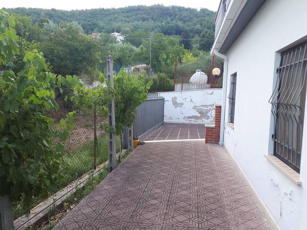 Casa Bifamiliare in vendita a Civitella del Tronto, Rocche