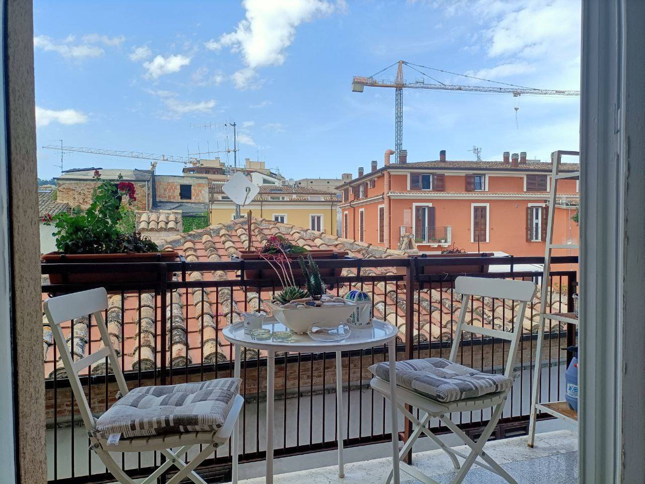 Appartamento in vendita a Teramo, Centro