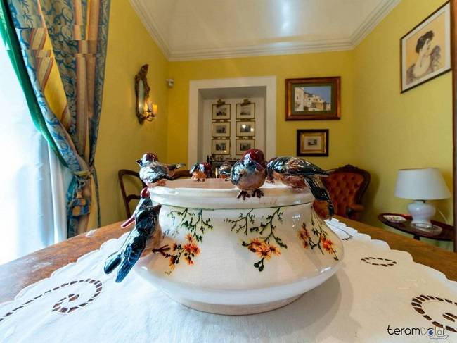 Appartamento con ingresso indipendente in vendita a Teramo, Centro