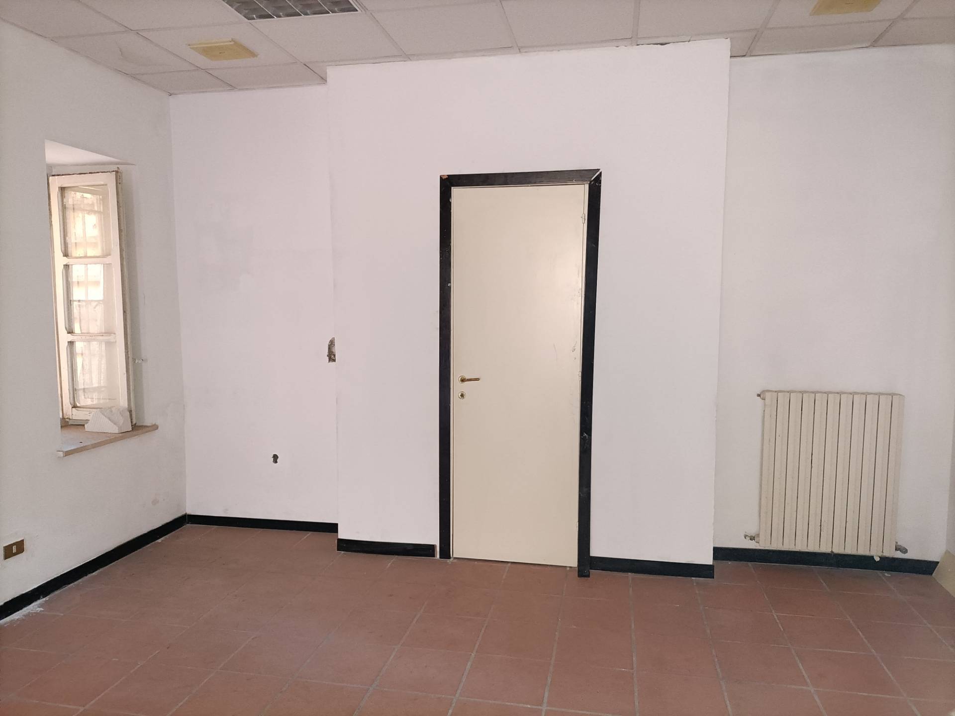 Studio/Ufficio in affitto a Teramo, Centro