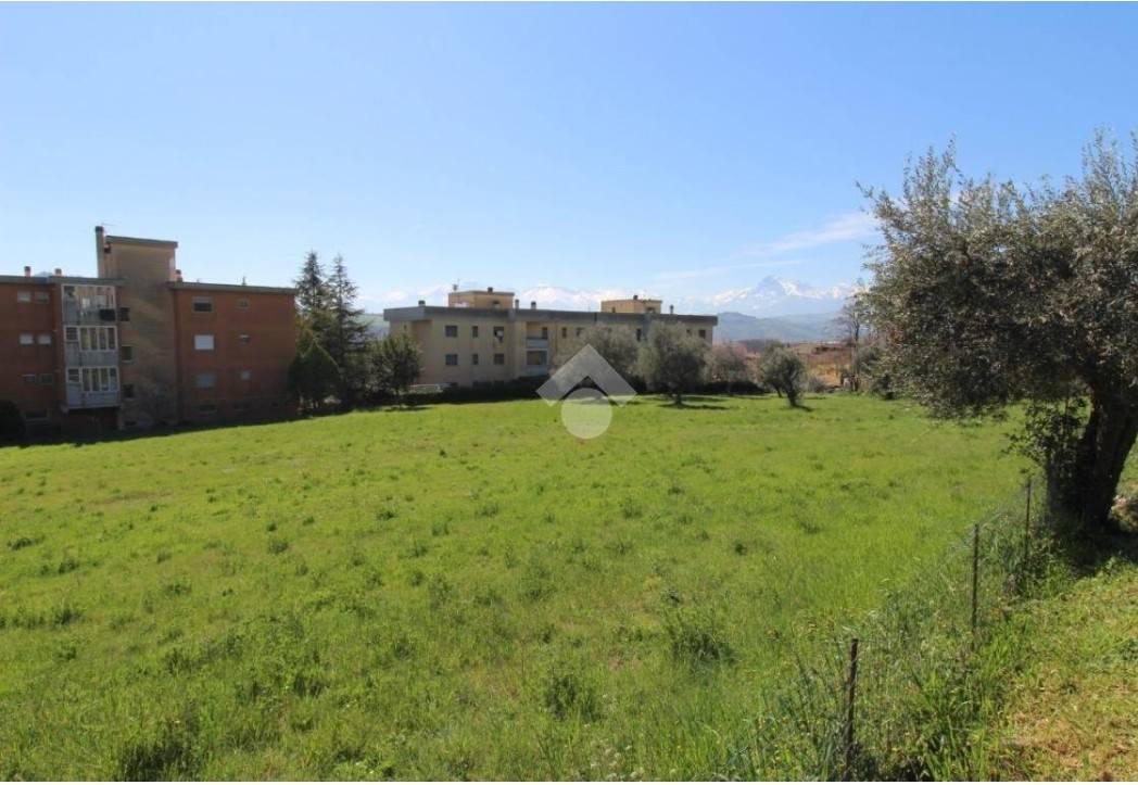 Terreno edificabile in vendita a Teramo, Nepezzano