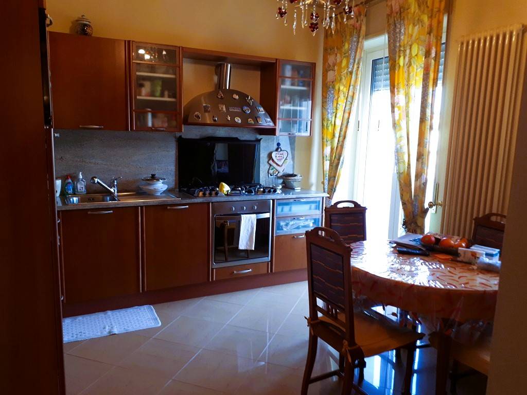 Appartamento in vendita a Teramo, Centro